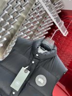 Canada Goose Winter Vest Size XS-XXL - Image 2