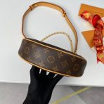 Louis Vuitton M81098 Boulogne Women Bags Size 23*13*6cm - Image 6
