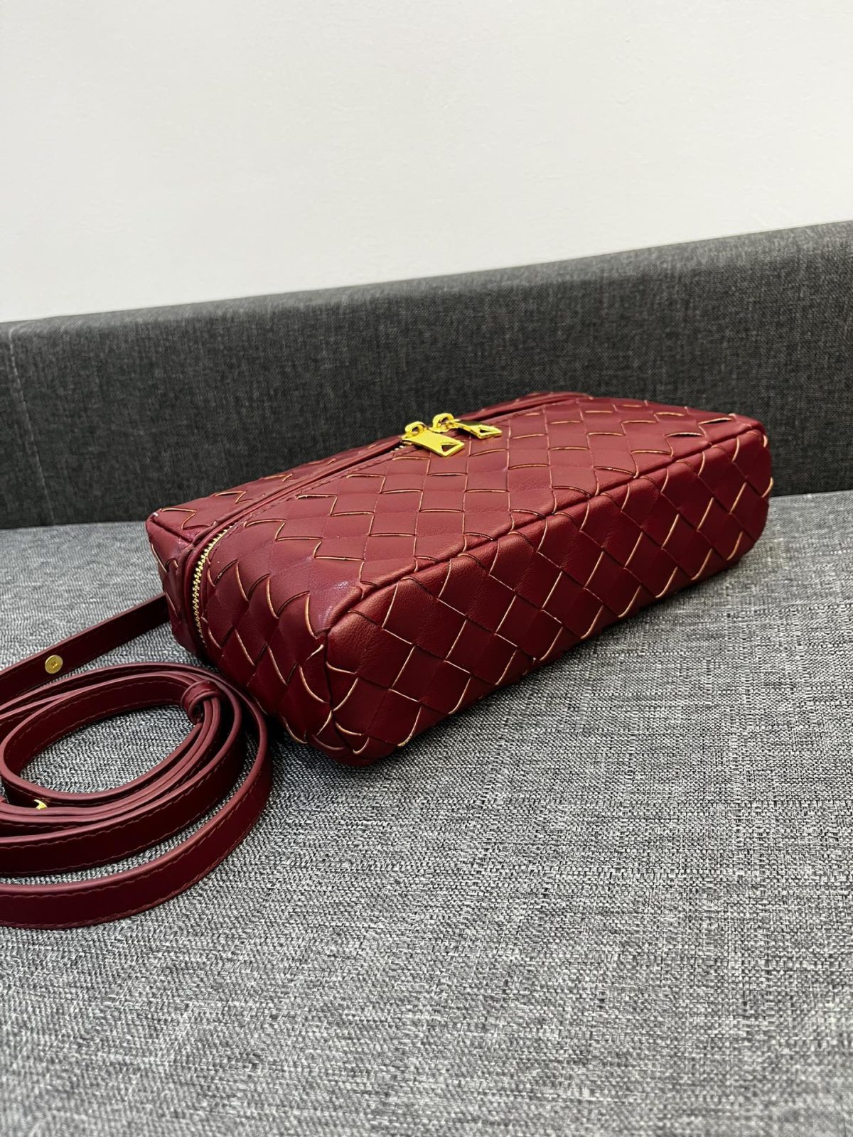 Bottega Veneta Vanity Case Shoulder Bags 24*13*6cm - Image 6
