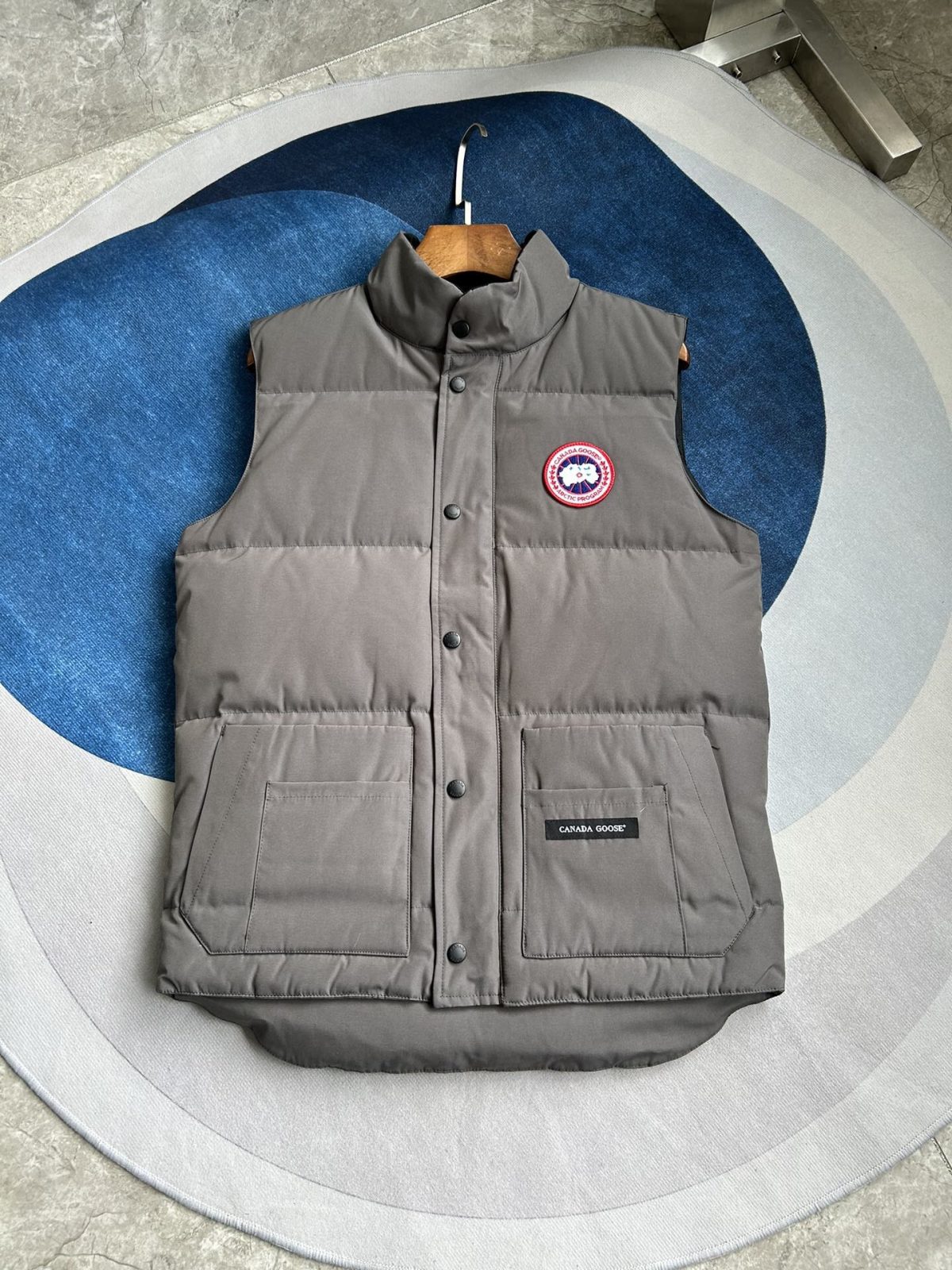 Canada Goose E20 Freestyle Vest-WD Men Winter Vest Size S-XXL - Image 3