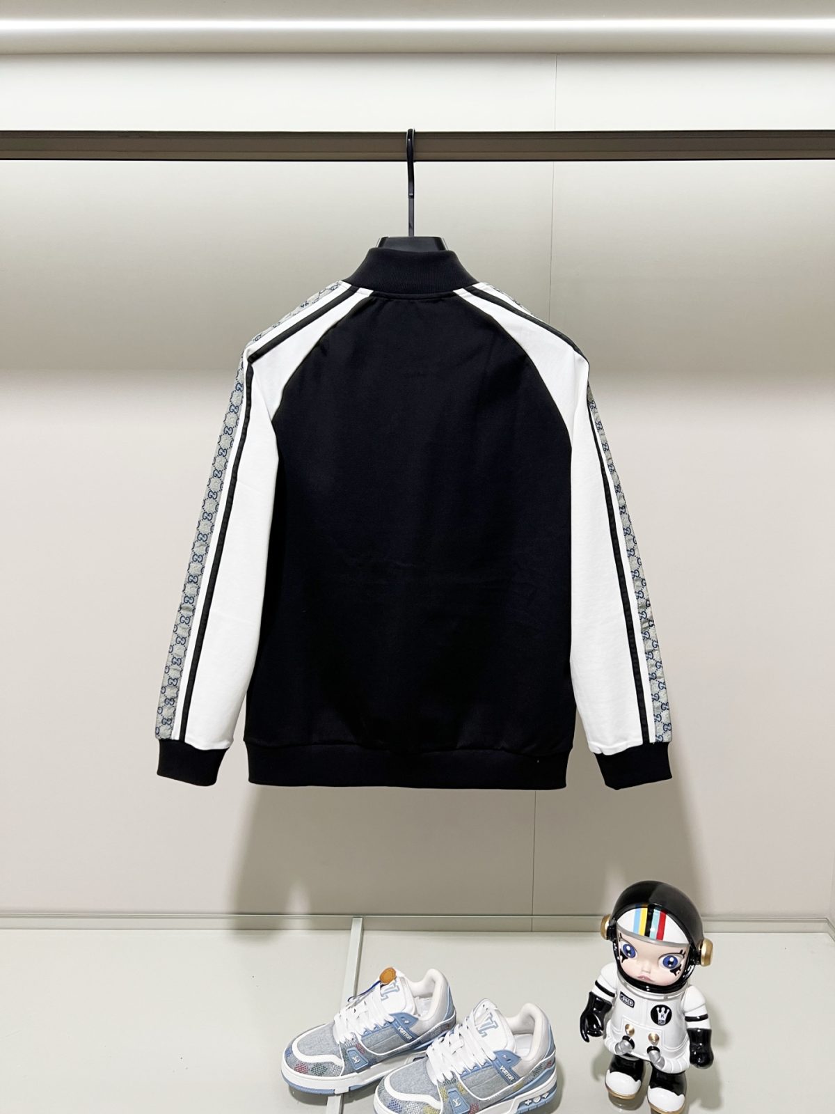 Gucci Unisex Jacket Size S-XXL - Image 6