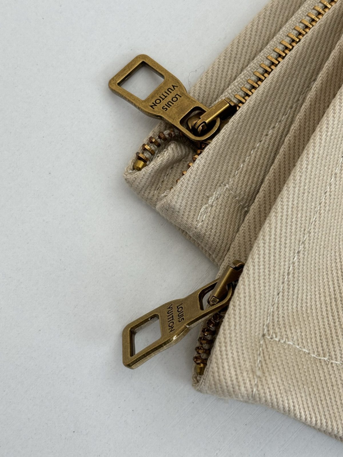 Louis Vuitton Unisex Jeans Size S-XL - Image 7