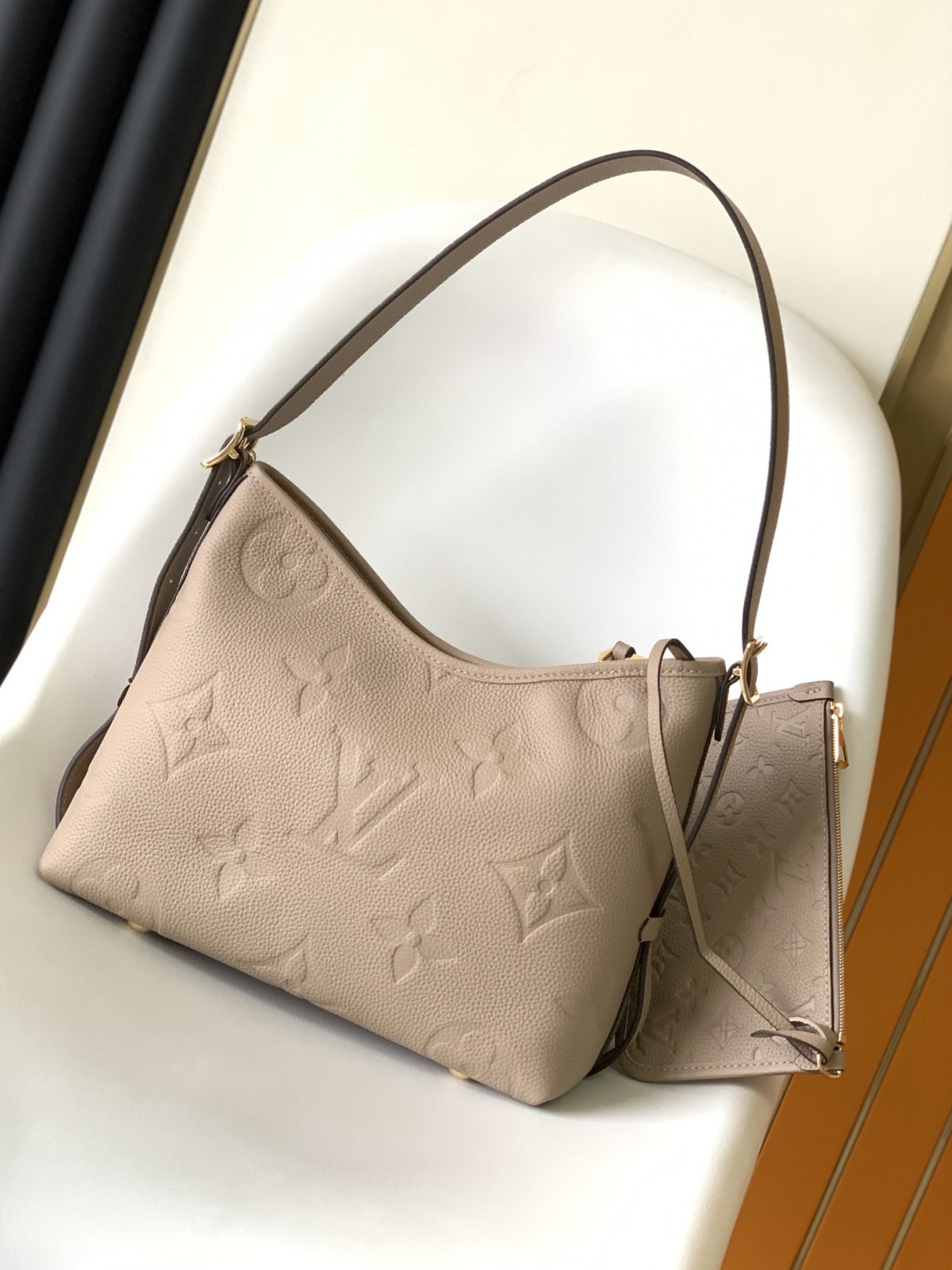 Louis Vuitton M46277 CarryAll Women Bags Size 29*24*12cm - Image 3