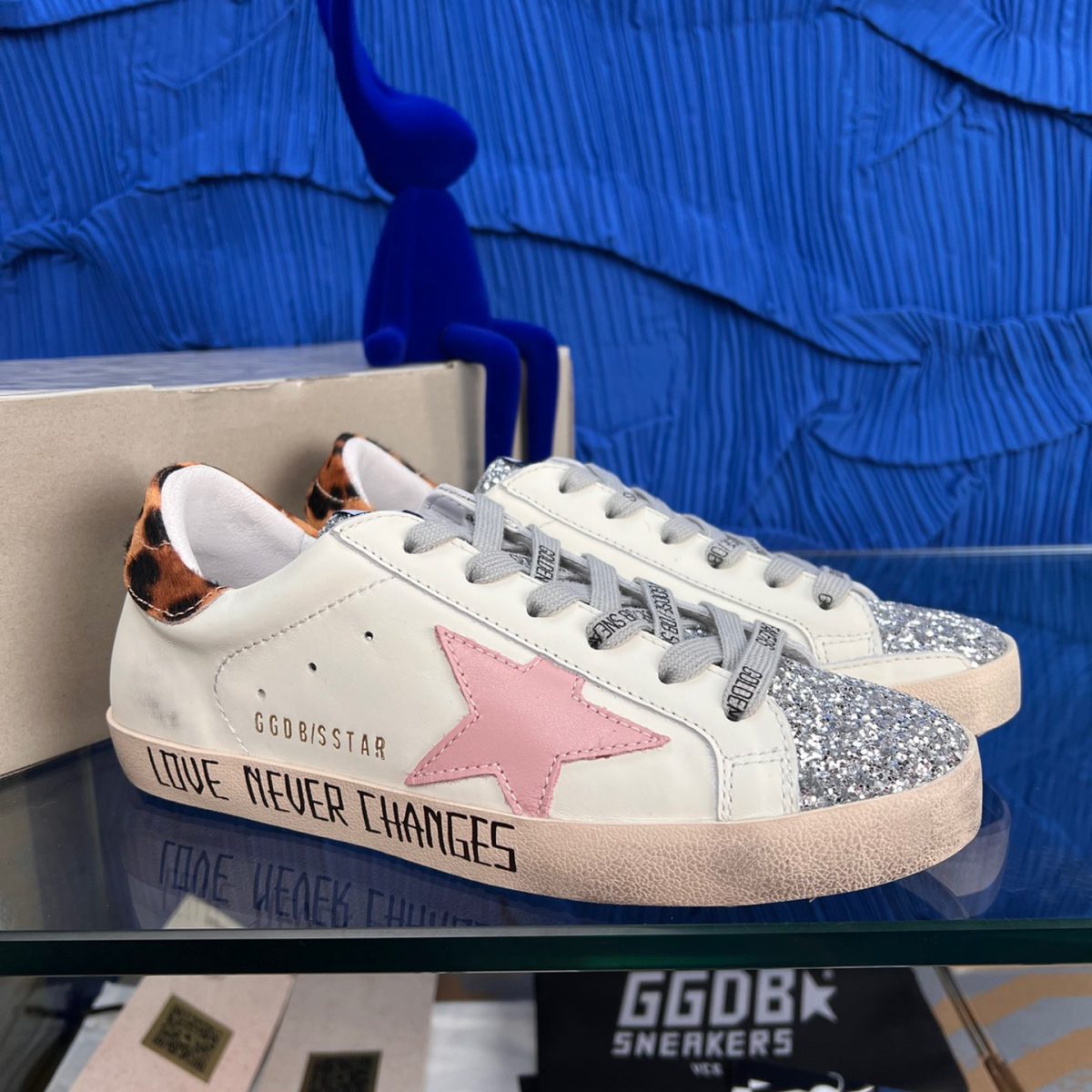 GGDB Sneaker Slippers Size 36-45   6-Color - Image 1