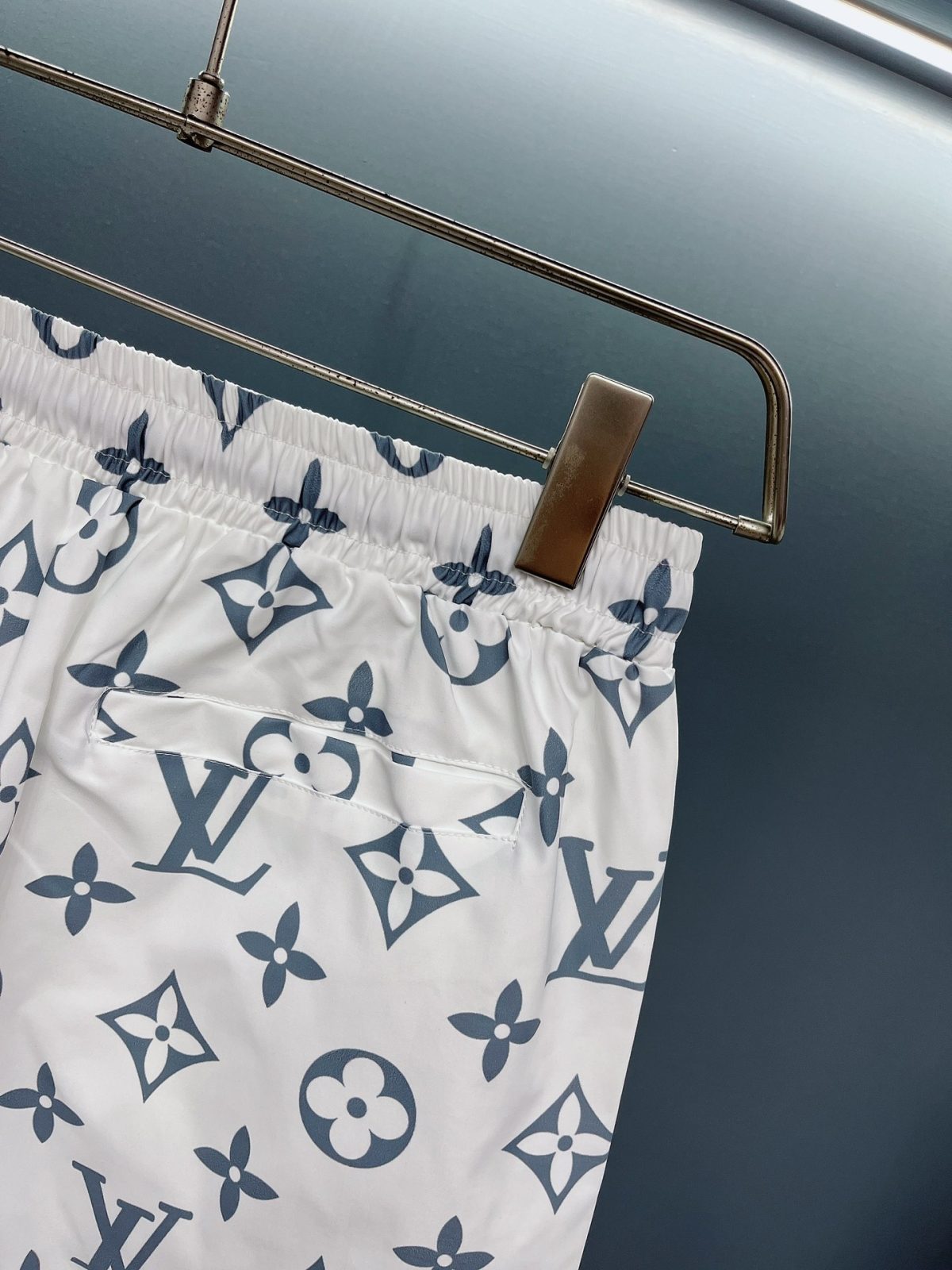 Louis Vuitton Beach Pants Size M-XXXL - Image 9