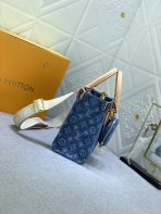 Louis Vuitton M46373 OnTheGo Monogram Reverse Giant Denim Cowboy Shoulder Bags Size 25*19*11.5cm - Image 4