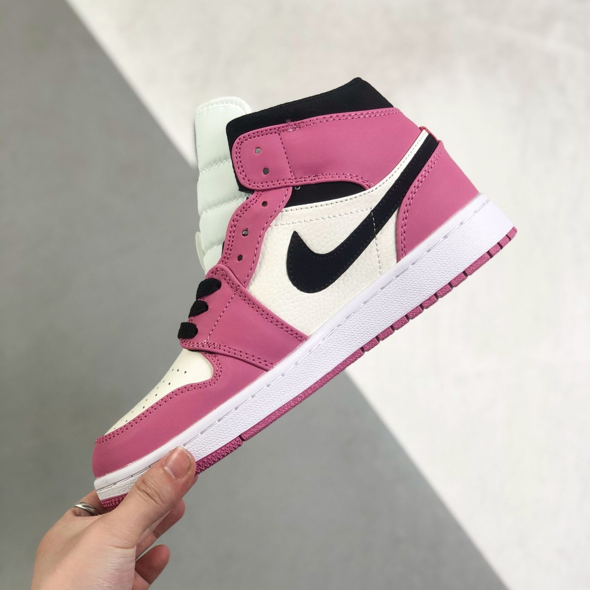 Nike Air Jordan 1 High Top Sneakers Shoes Gr. 36-46 - Image 3