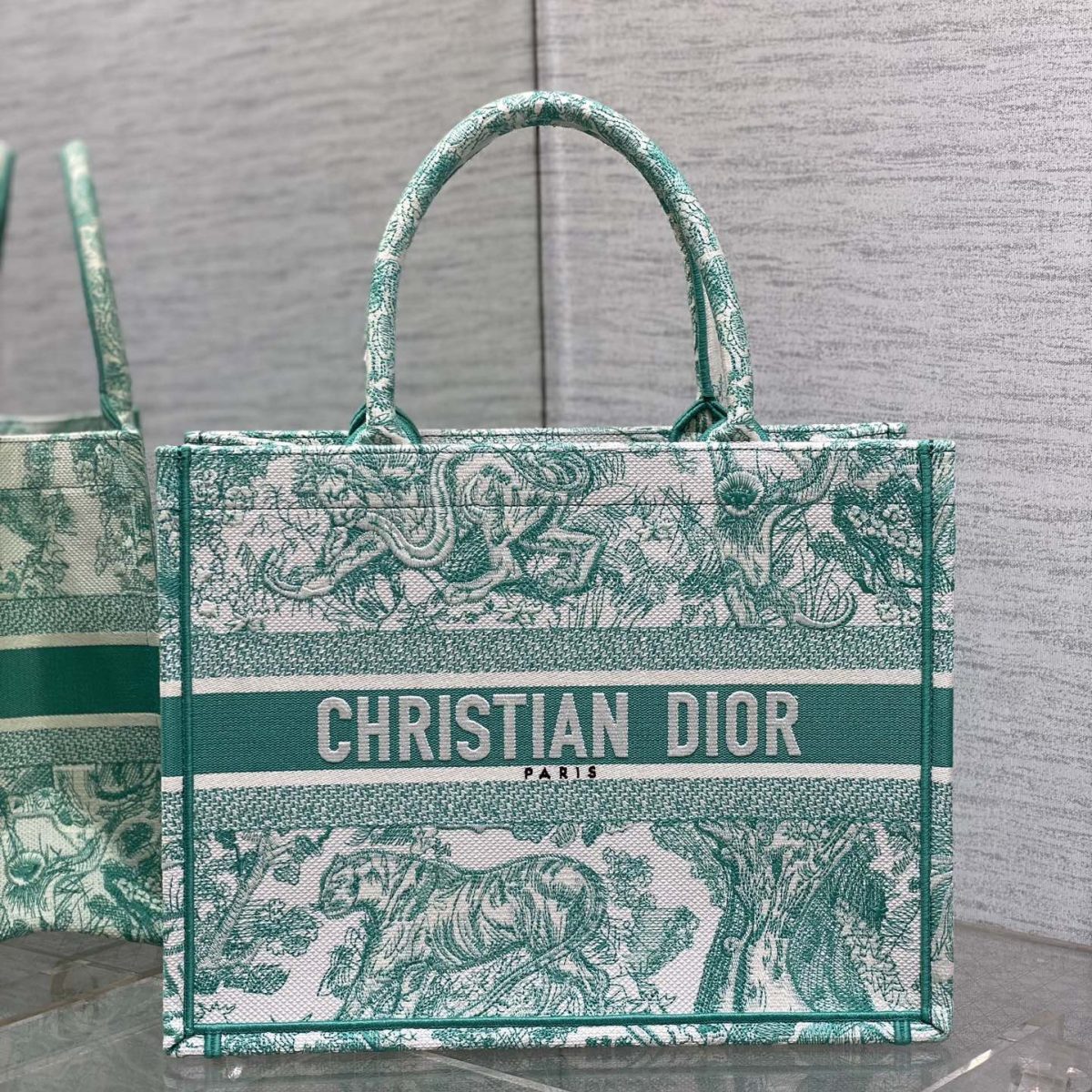 Dior Book Tote Handbags Size 36*18*28 - Image 2