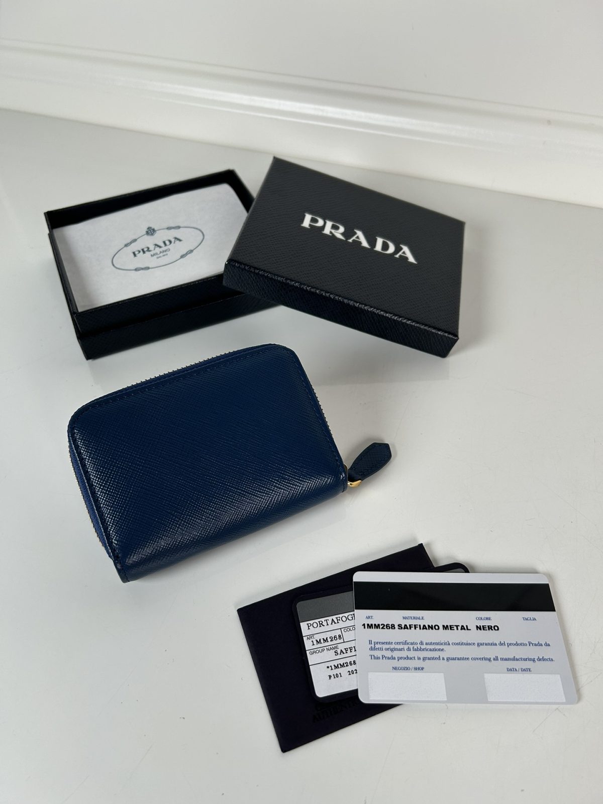 Prada Card Holder Size 10*8cm - Image 2