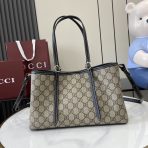 Gucci GG Emblem Women Shopping Bags Size 30*18*11cm - Image 3