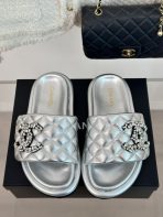 Chanel 2024 New Slippers Size 36-41 - Image 4