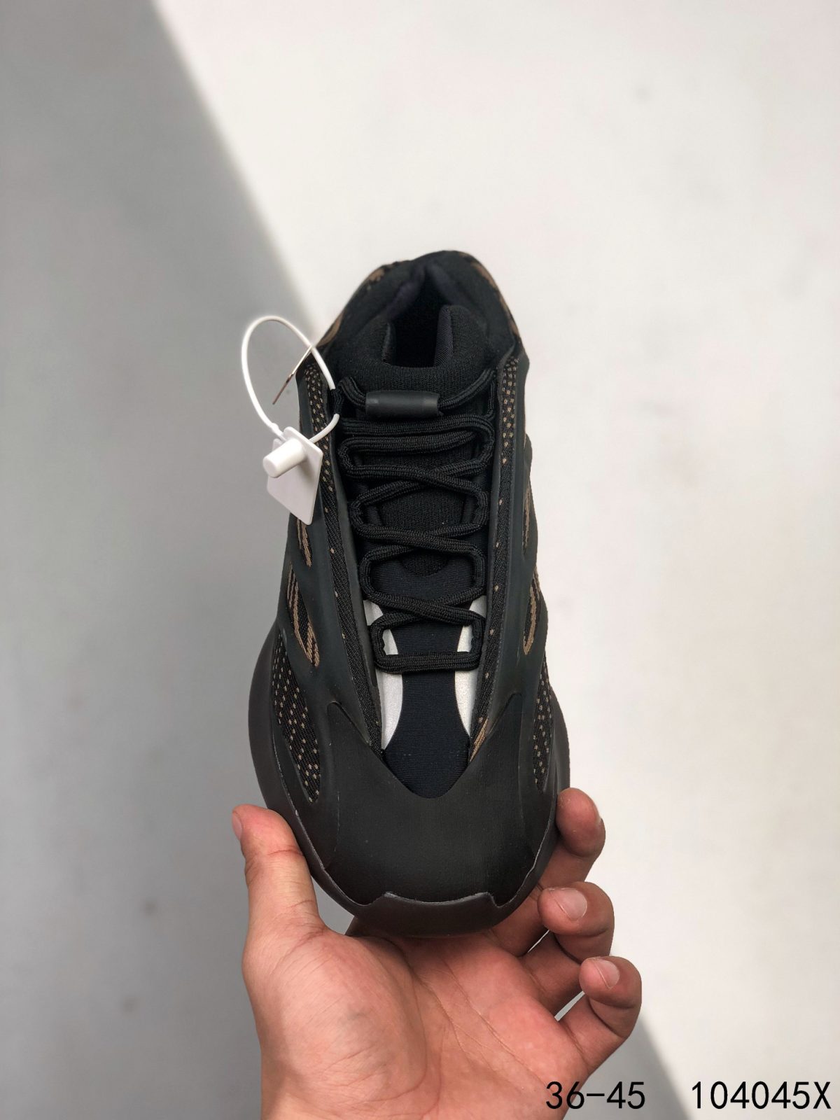 Yeezy 700 V3 Mens/Women's Sneakers Shoes 36 - 45 - Image 4