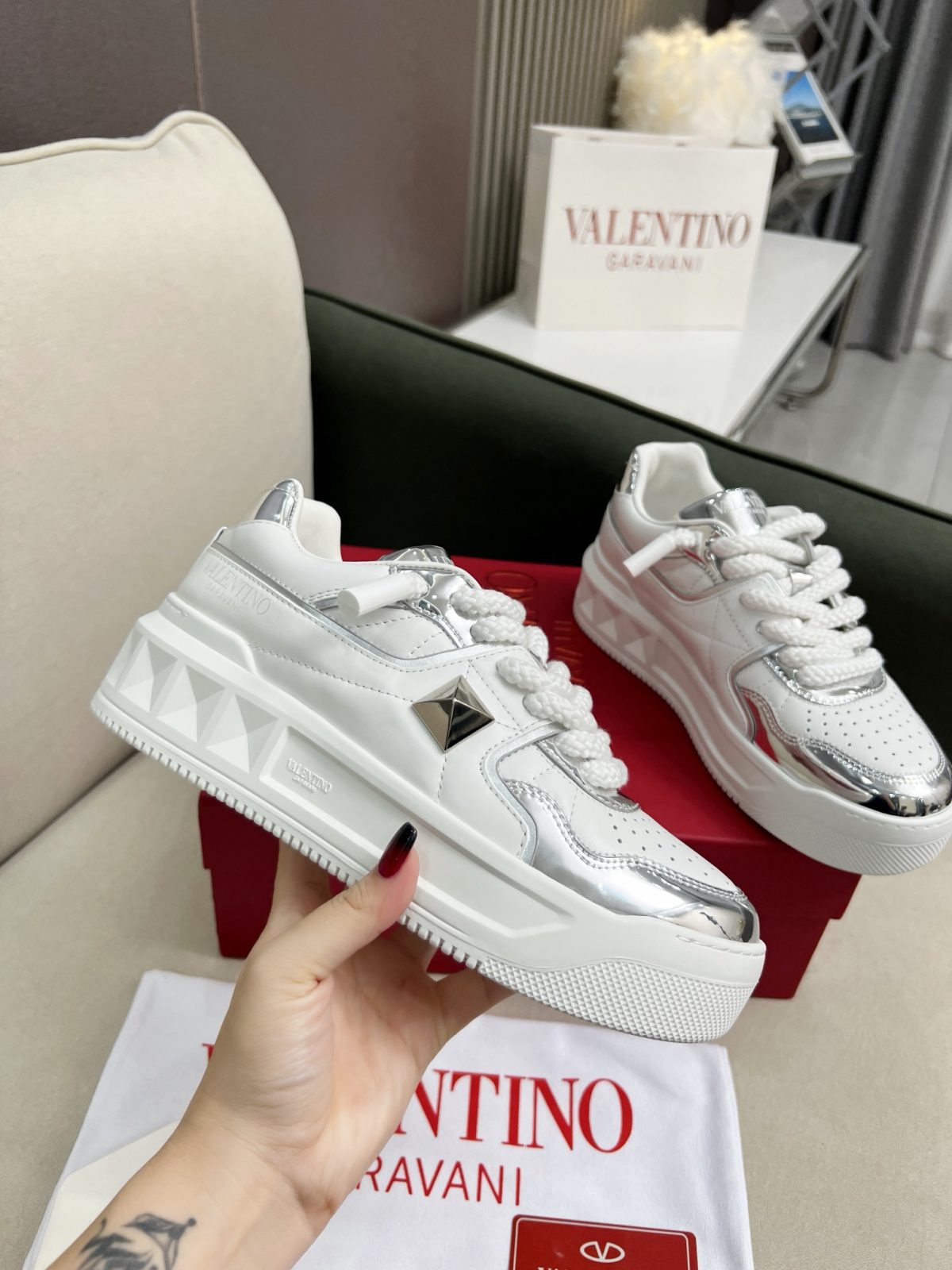 Valentino 2023 new Sneaker size 35-46 - Image 7