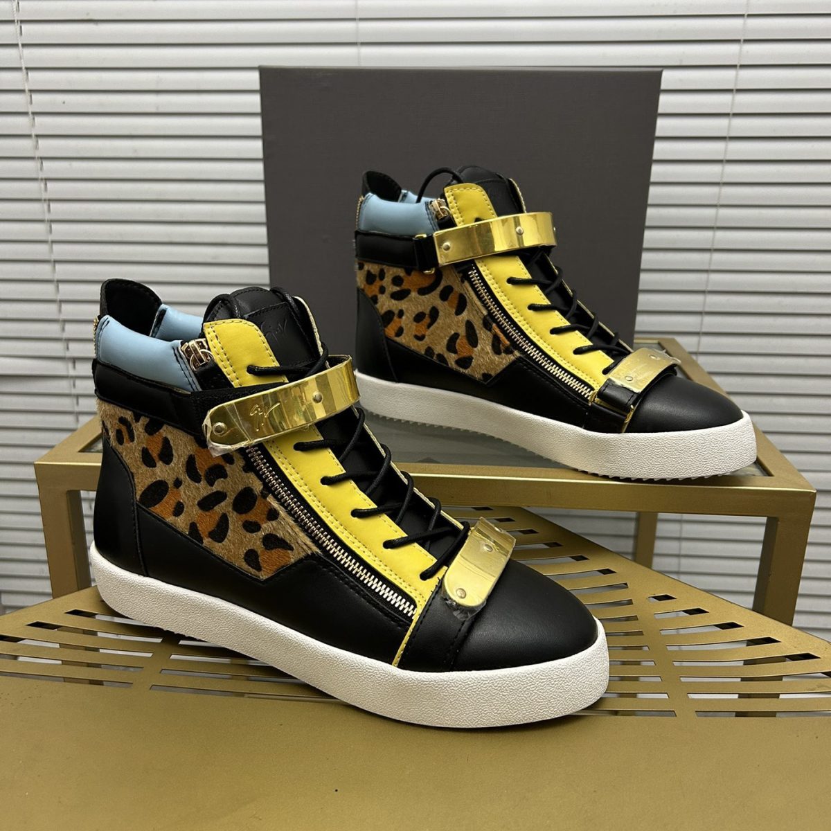Giuseppe Zanotti Sneakers Size 36-46 - Image 1