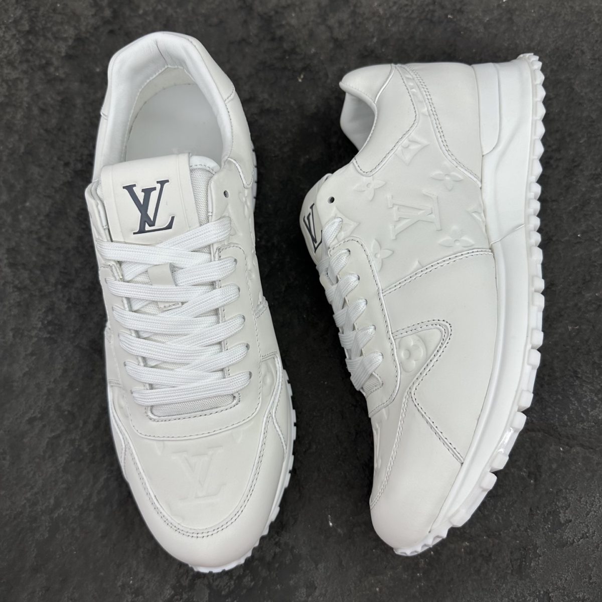 Louis Vuitton Run Away Sneaker For Men Size 39-46 - Image 4
