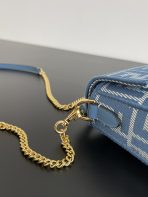Fendi Baguette Shoulder Bags Small 19*10*4cm - Image 8