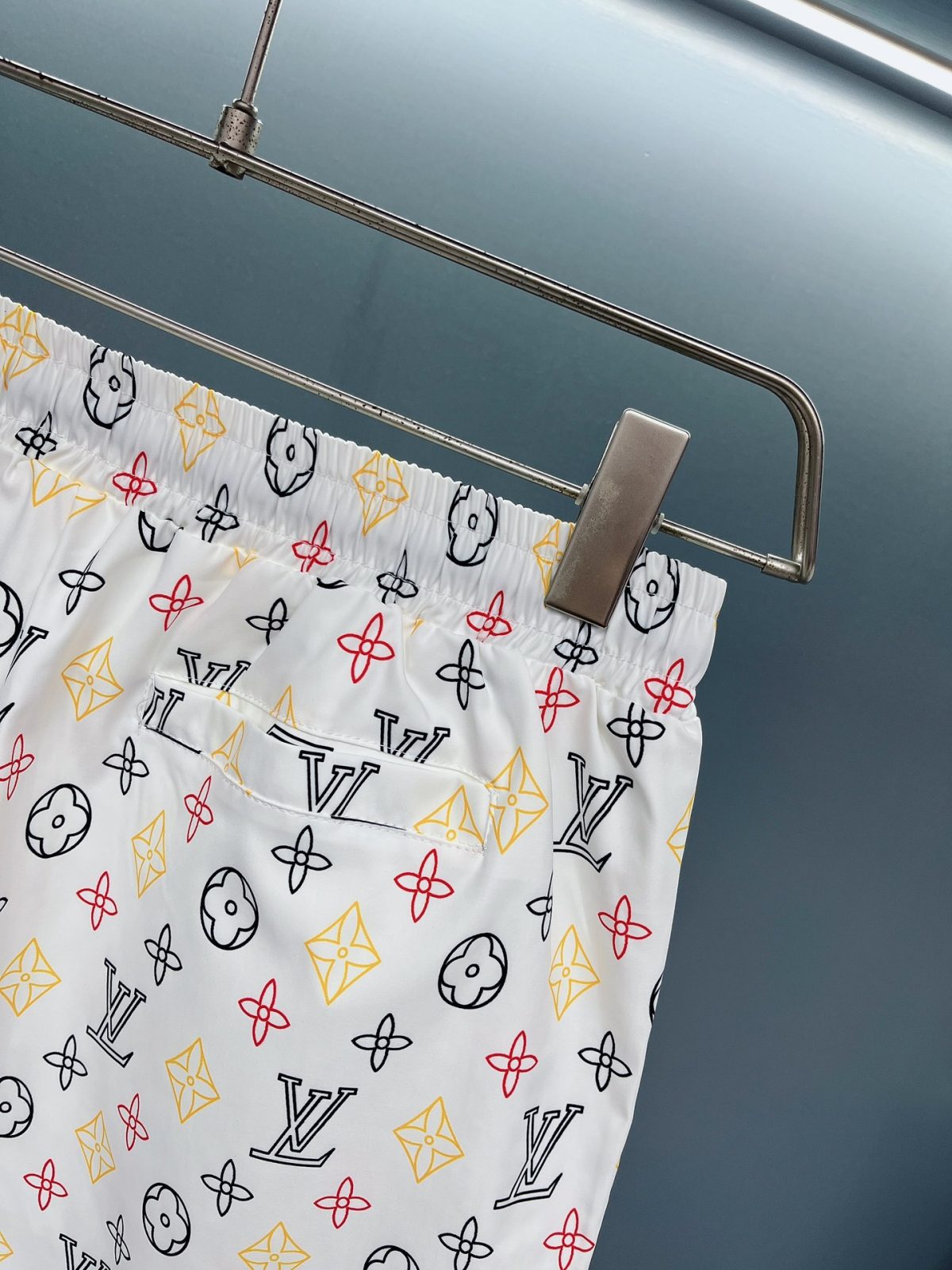 Louis Vuitton Beach Pants Size M-XXXL - Image 9