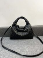 Bottega Veneta HO Shoulder Bags 28*17cm - Image 4
