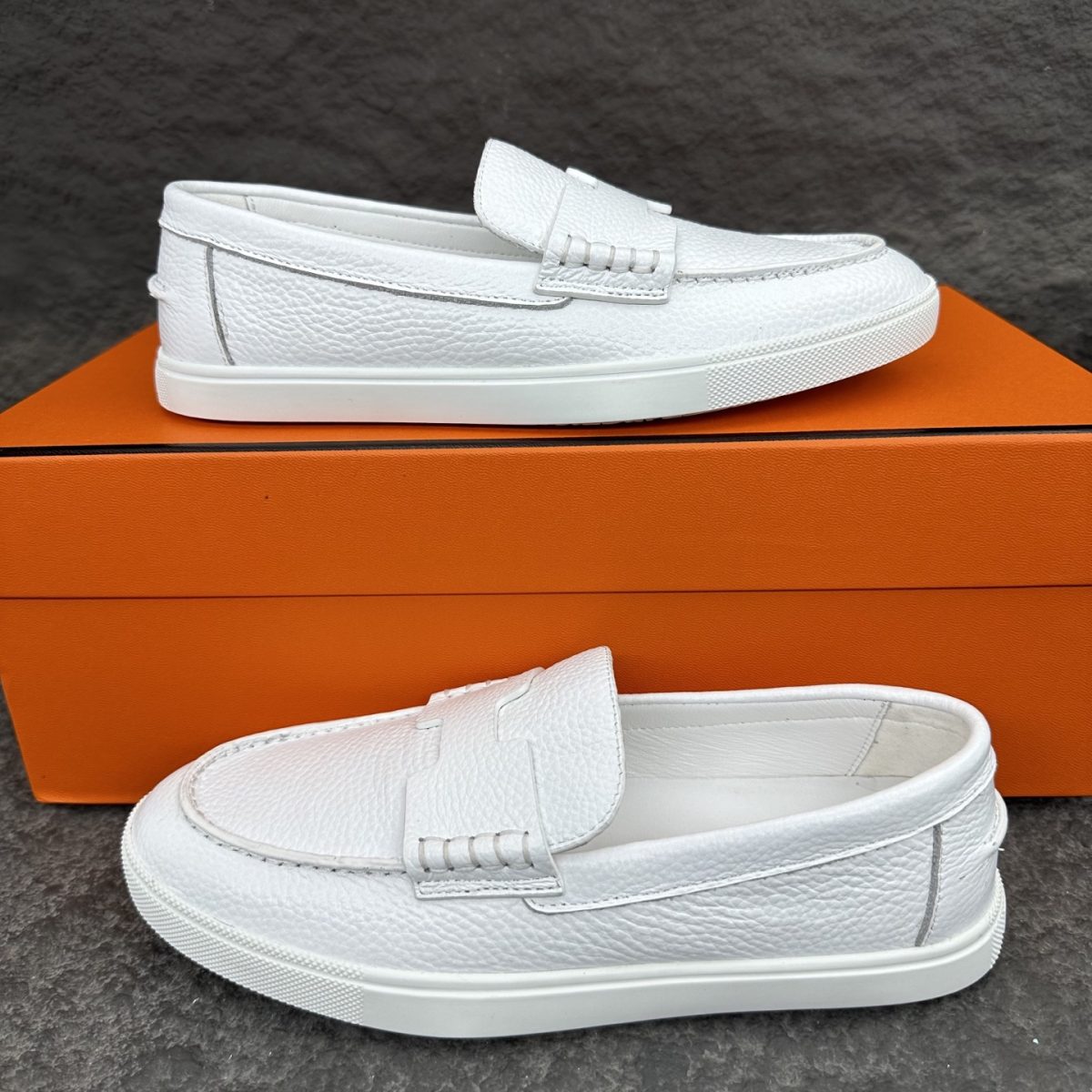 Hermes Job Unisex Loafers Size 35-46 - Image 1