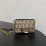 Fendi Baguette Shoulder Bags Small 19*10*4cm