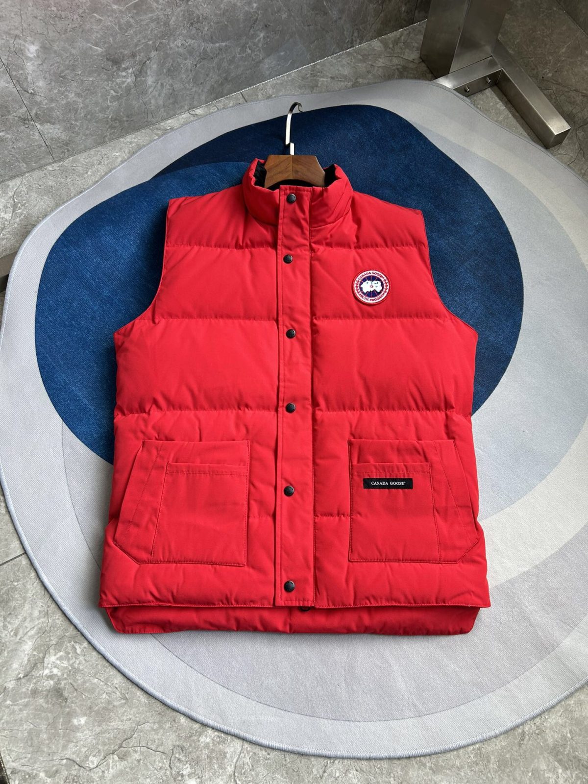 Canada Goose E20 Freestyle Vest-WD Men Winter Vest Size S-XXL - Image 3