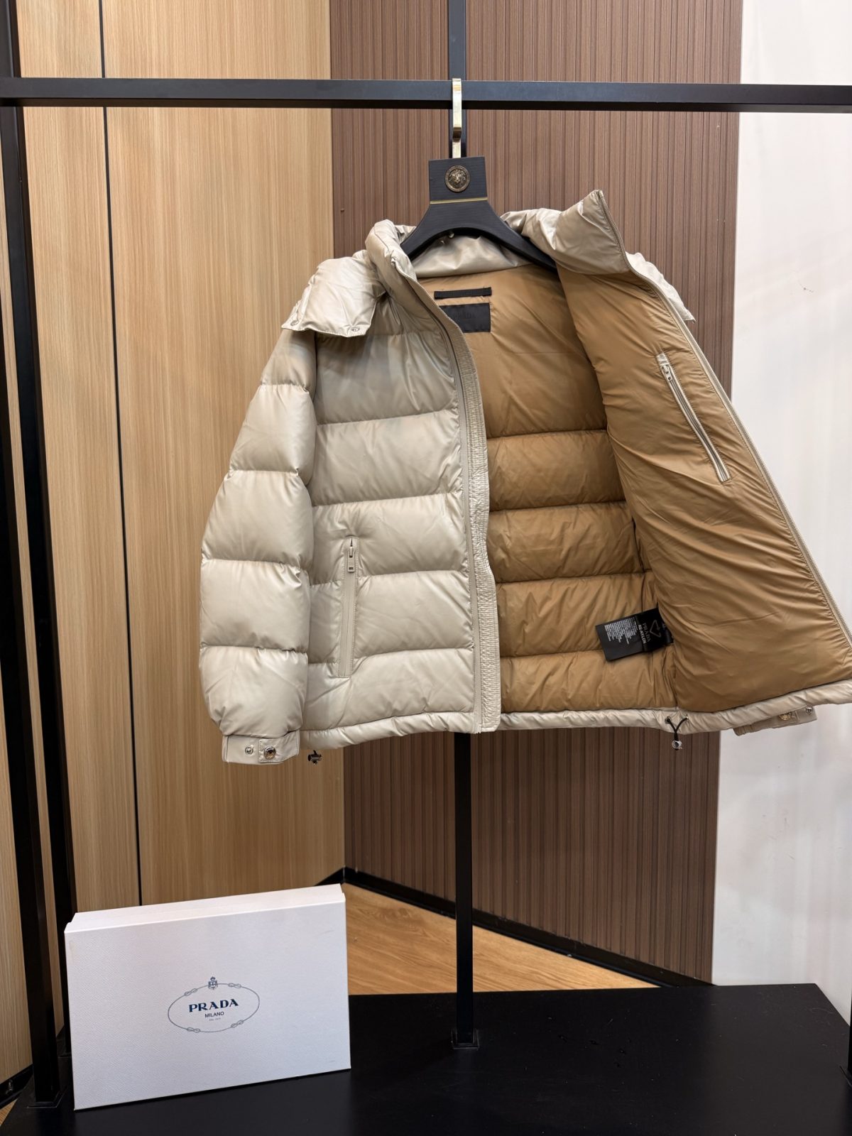 Prada Unisex Winter Jacket Size 48-56 - Image 9