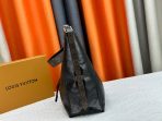 Louis Vuitton M25143 CarryAll Dark Shoulder Bags Size 39*30*15cm - Image 6
