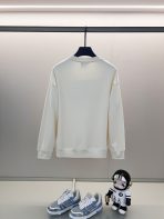 Gucci Unisex Sweatshirt Size S-XL - Image 5