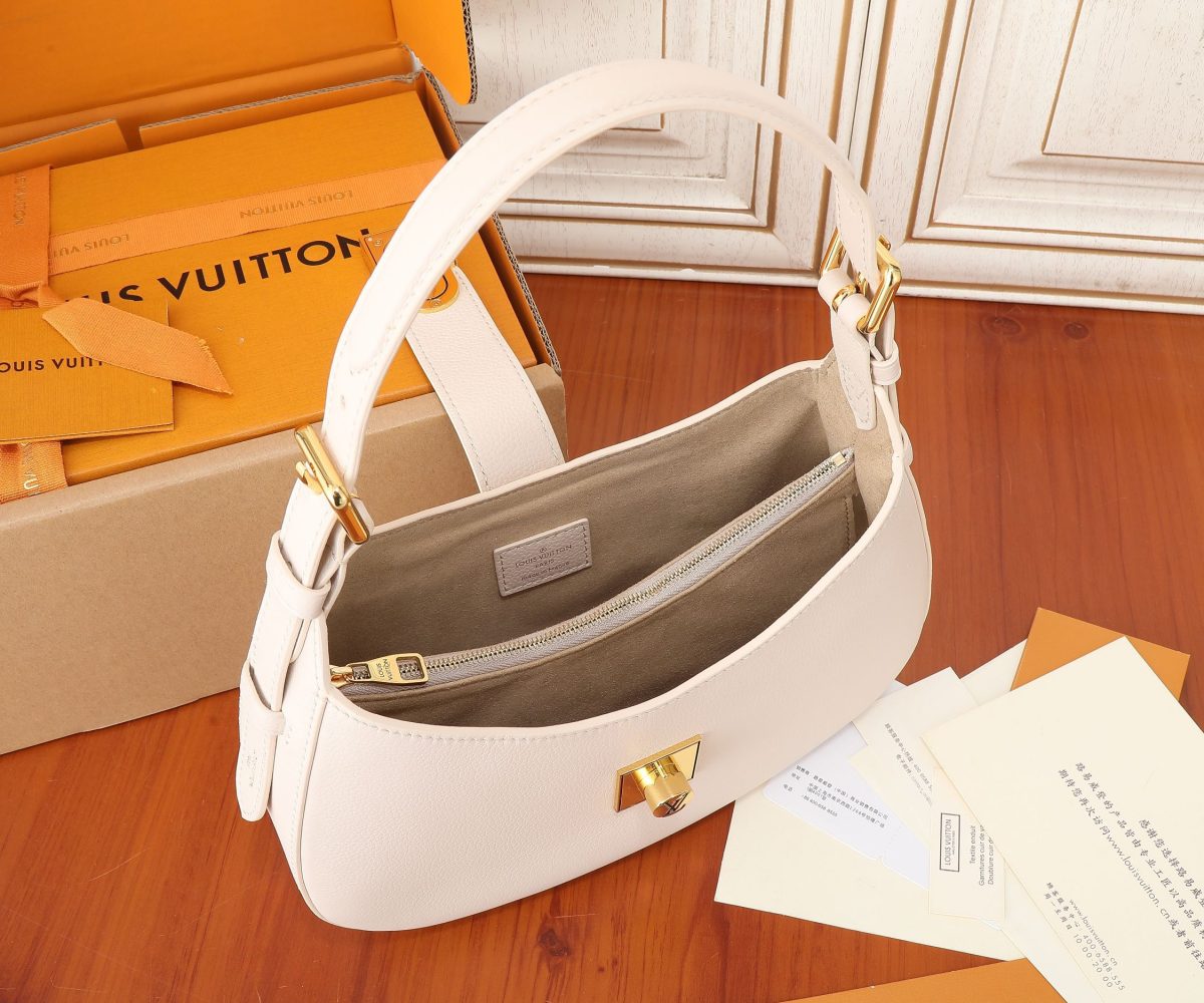 Louis Vuitton M24990 Low Key Shoulder Bag Size 26*18*7cm - Image 9