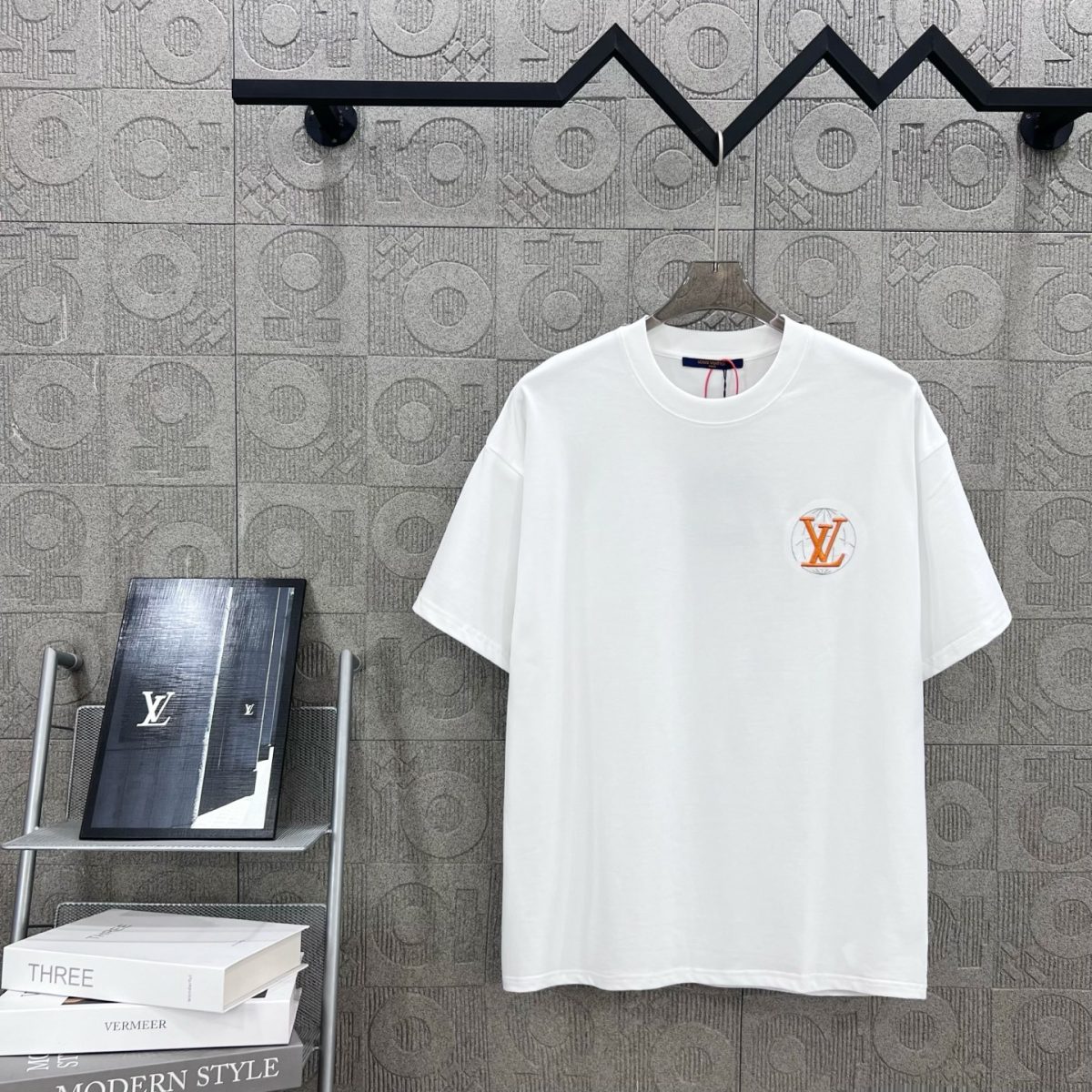 Louis Vuitton T Shirt  Embroider Logo Size XS-L - Image 1