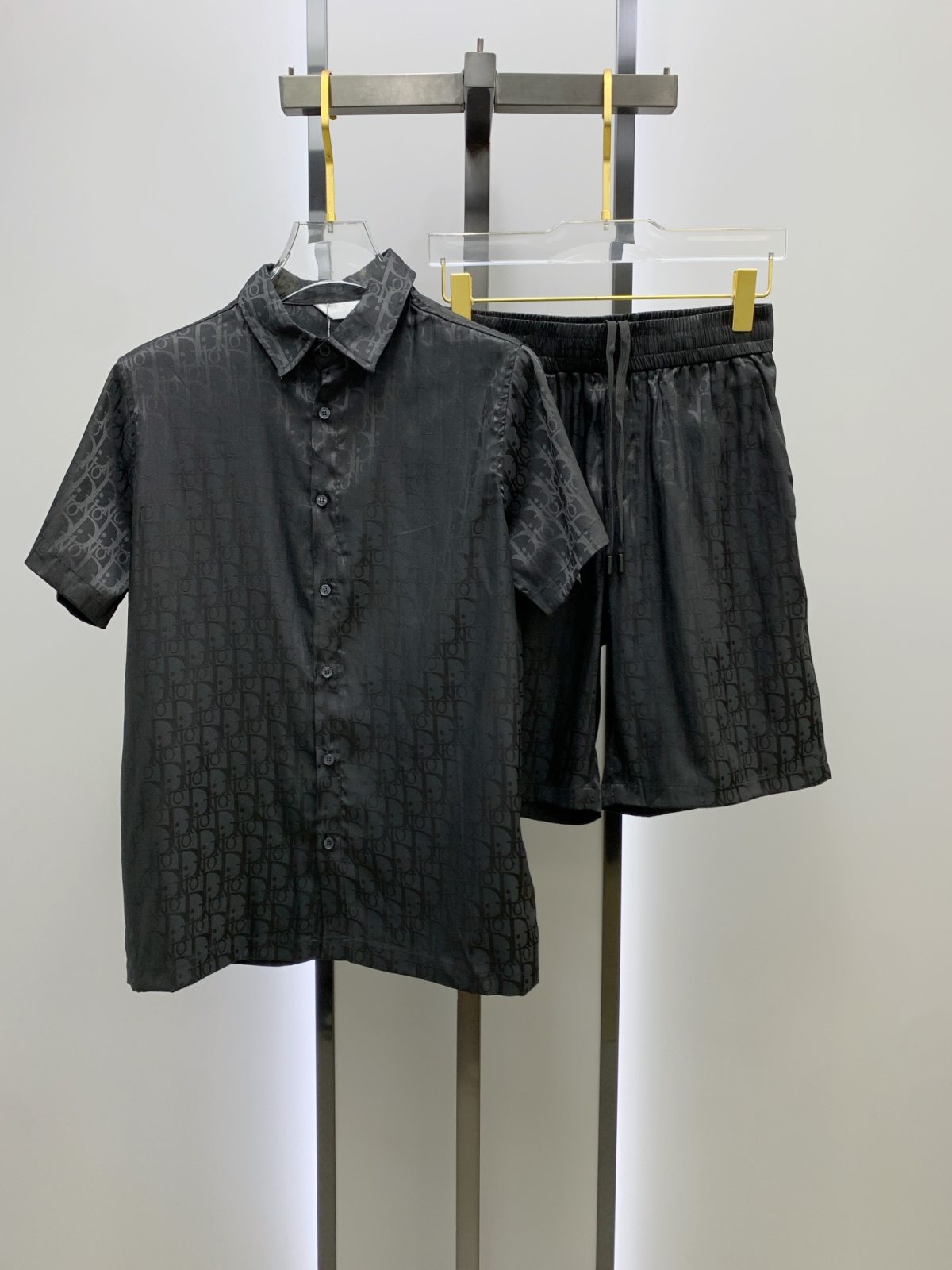 Dior Sommeranzug Size M-XXL - Image 1