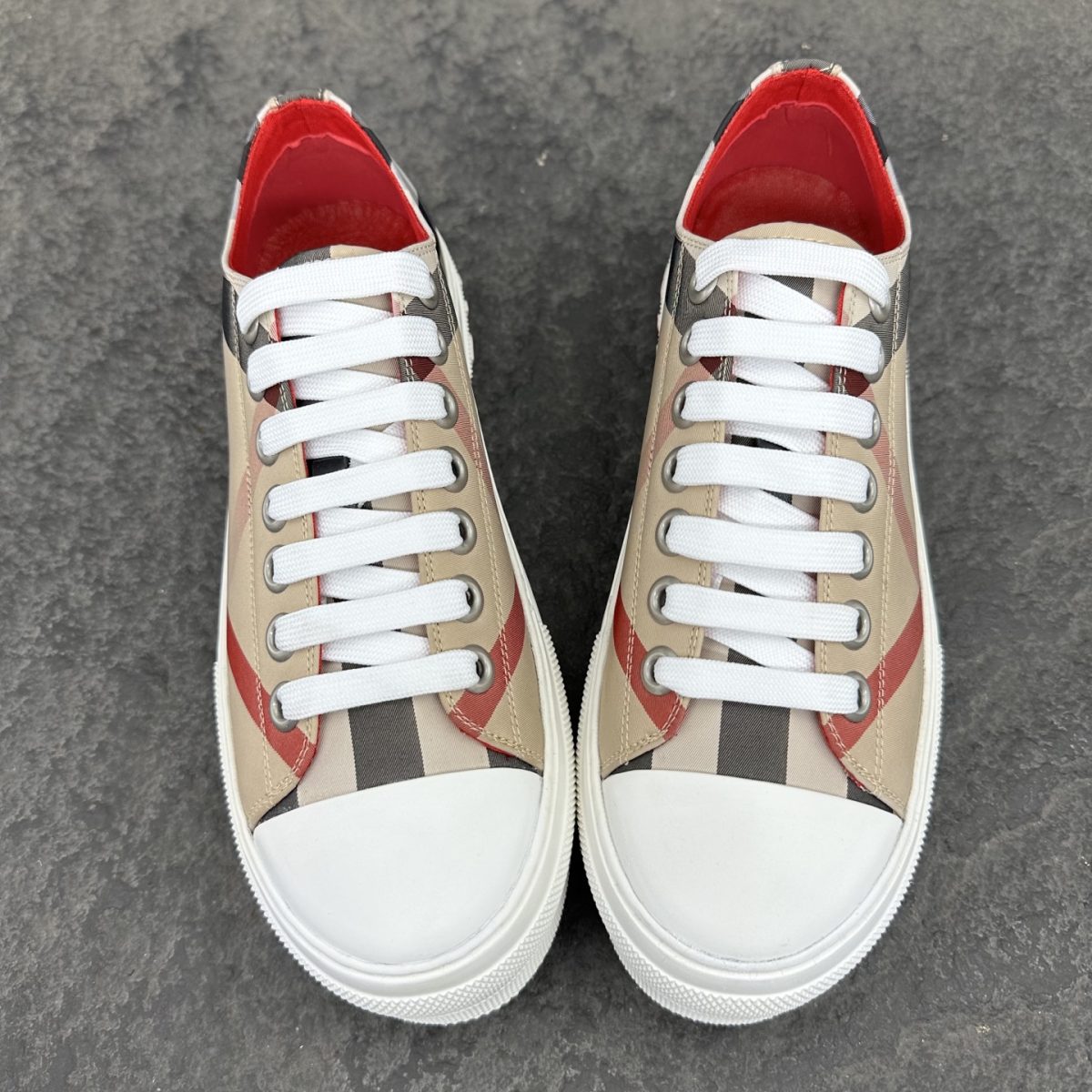 Burberry Sneaker Size 36-45 - Image 3