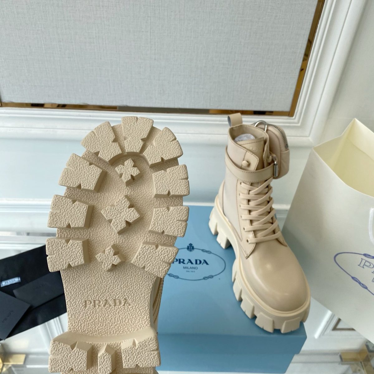 Prada 2020ss Men Women Boots Gr.36-45 - Image 8