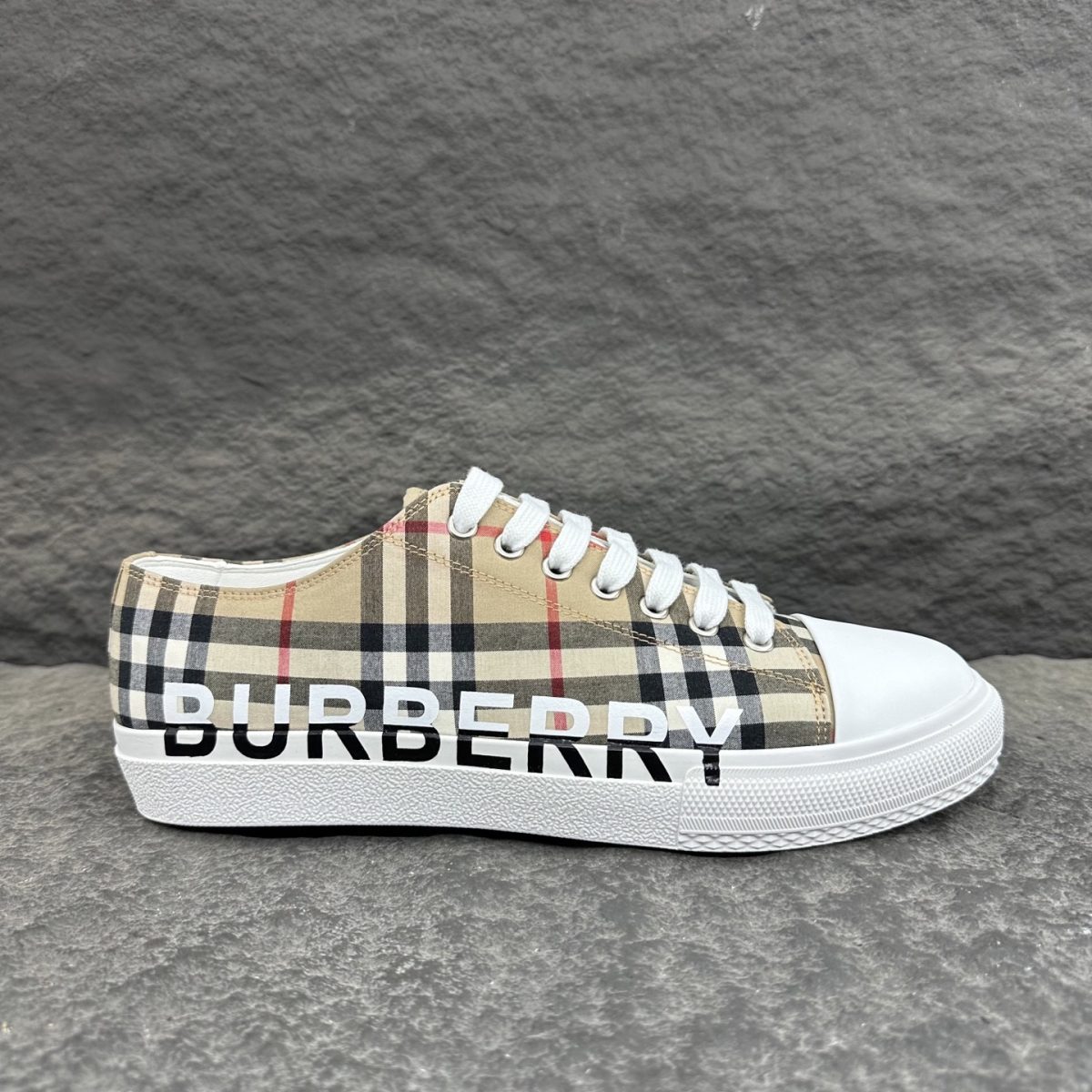 Burberry Sneaker Size 36-46 - Image 7
