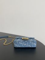 Fendi Baguette Shoulder Bags Small 19*10*4cm - Image 5