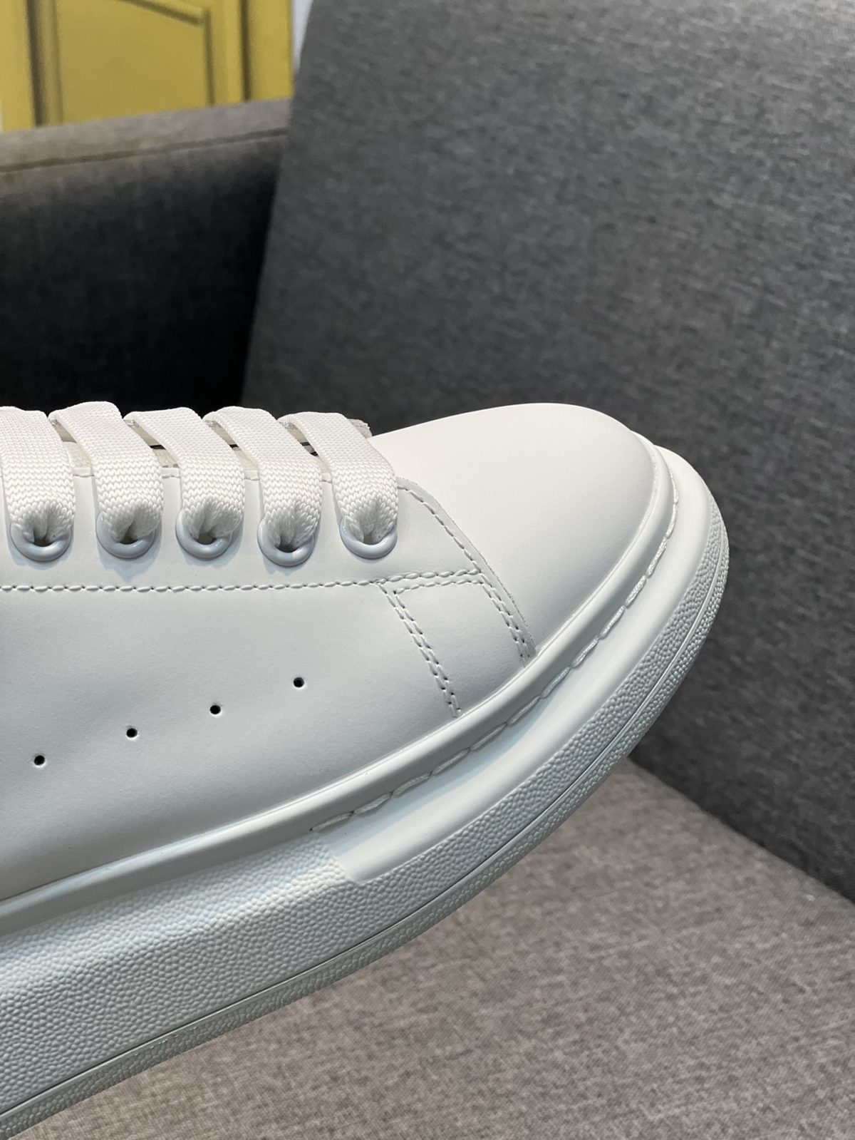 Alexander McQueen Men's/Women Sneakers Shoes Gr. 36 - 46 - Image 8
