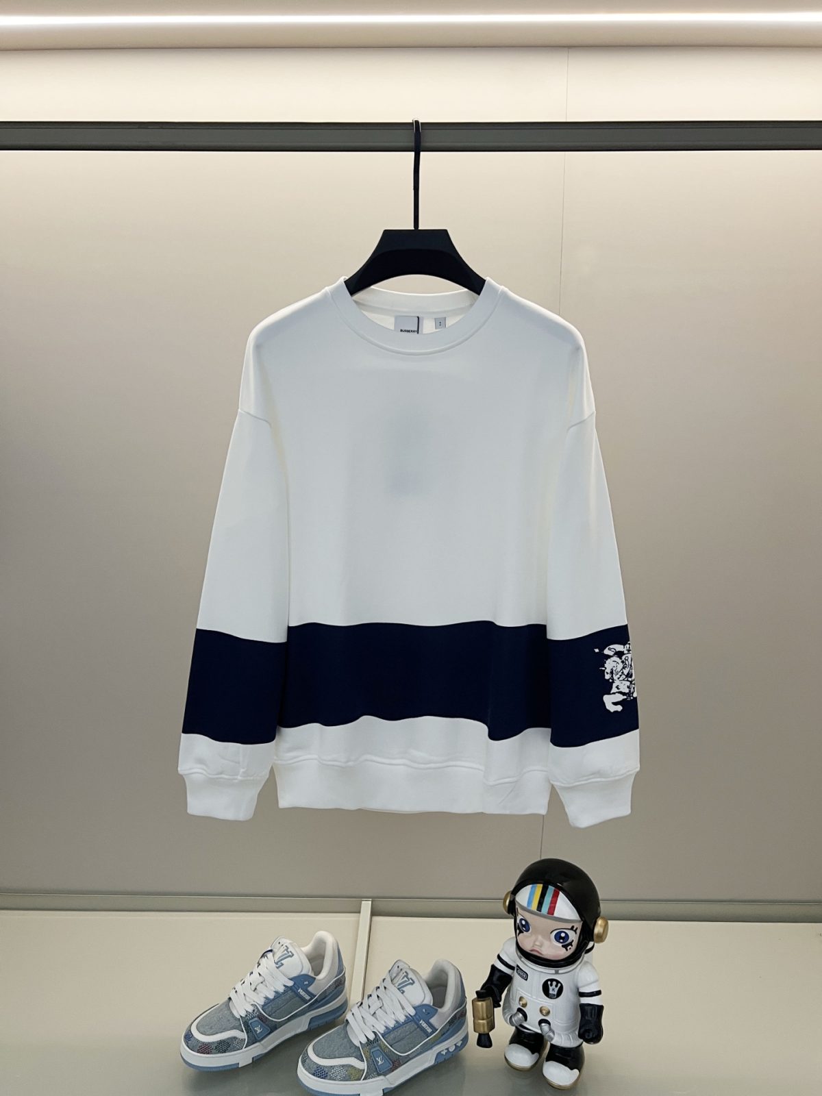 Burberry New Unisex Sweatshirt Size XS-L - Image 1