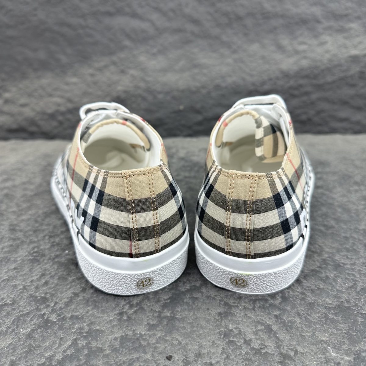 Burberry Sneaker Size 36-46 - Image 8