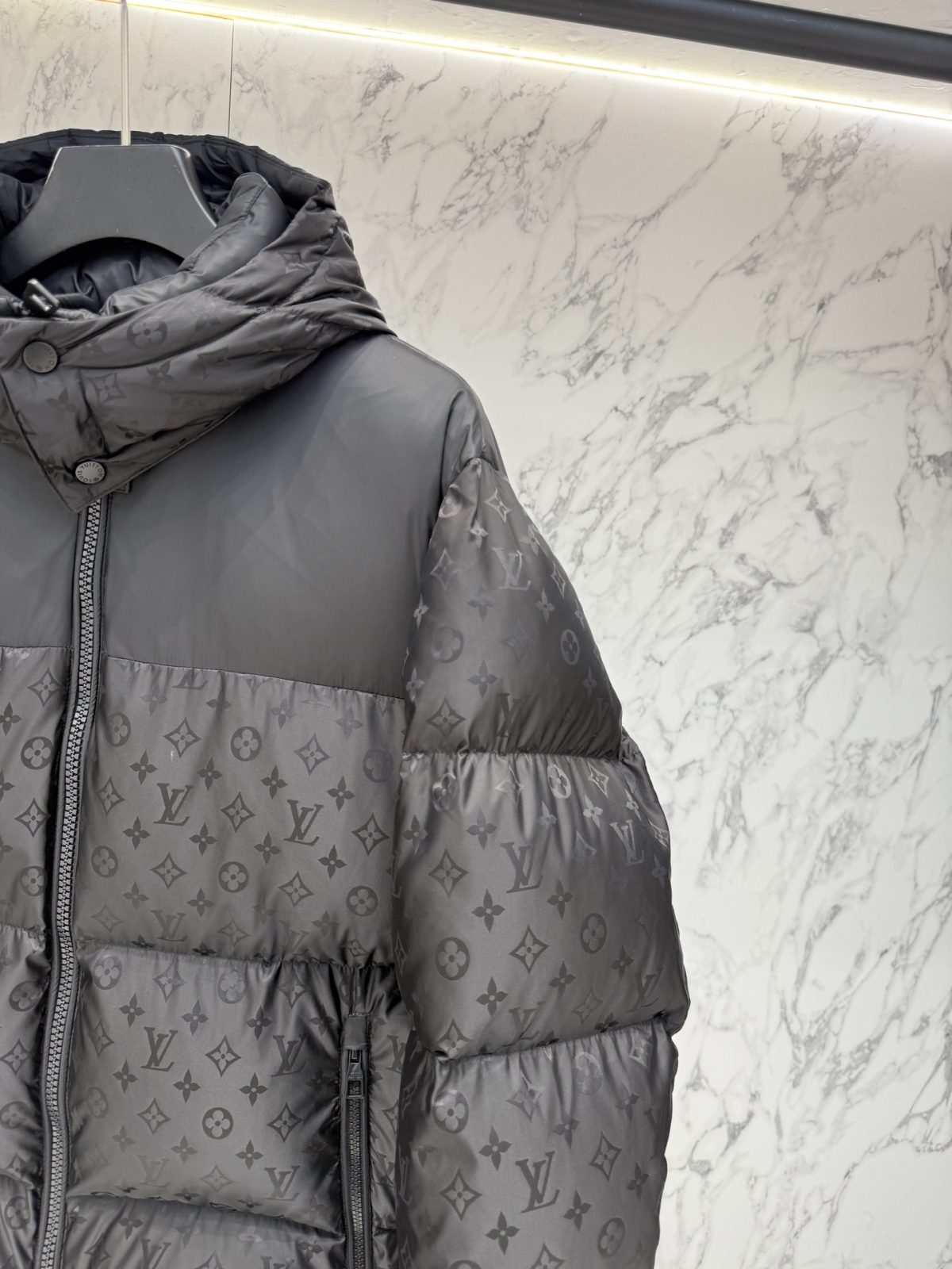 Louis Vuitton 25ss Unisex Winter Jacket Size 48-56 - Image 6