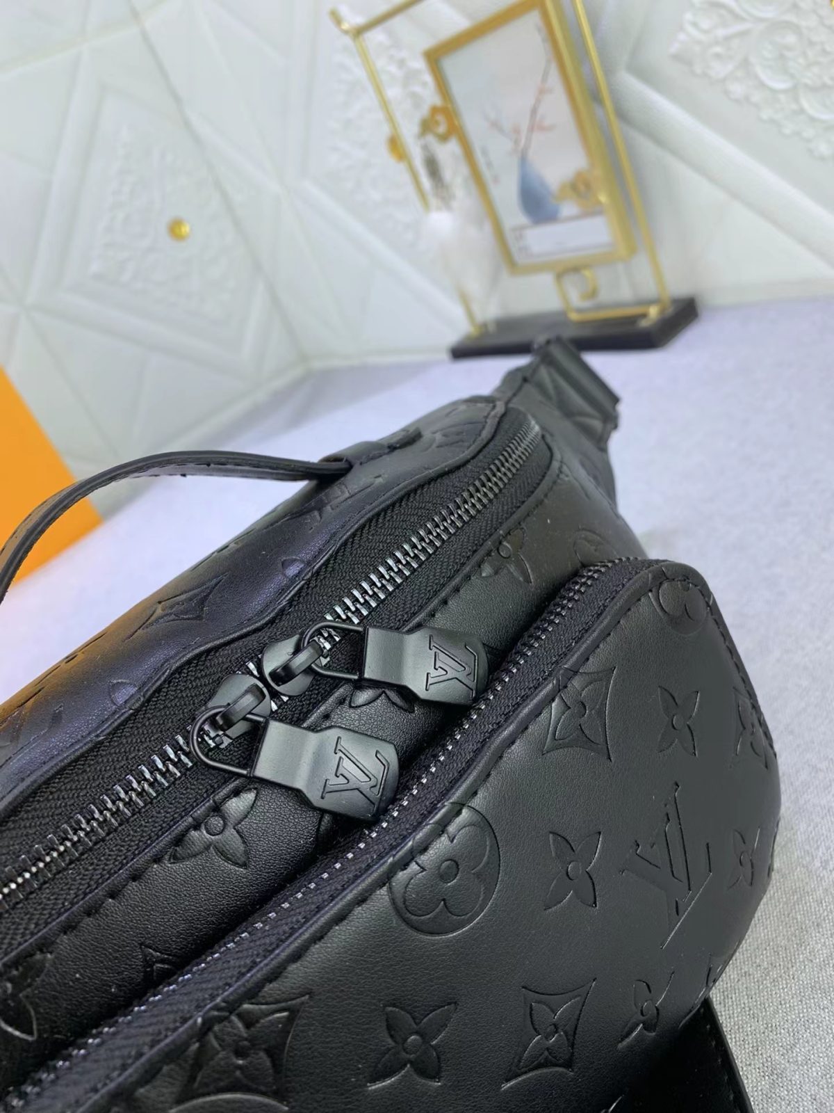 Louis Vuitton Rush Monogram Shadow Men Bags Size 30*15*8cm - Image 7