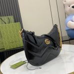 Gucci Kleine GG Marmont Shoulder Bags Size 26*17*4cm - Image 3