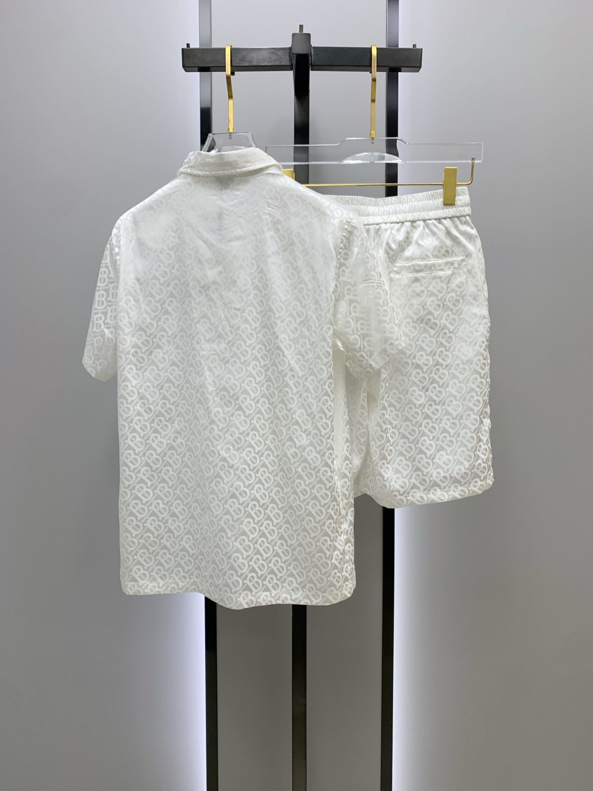 Burberry Sommeranzug Size M-XXL - Image 10