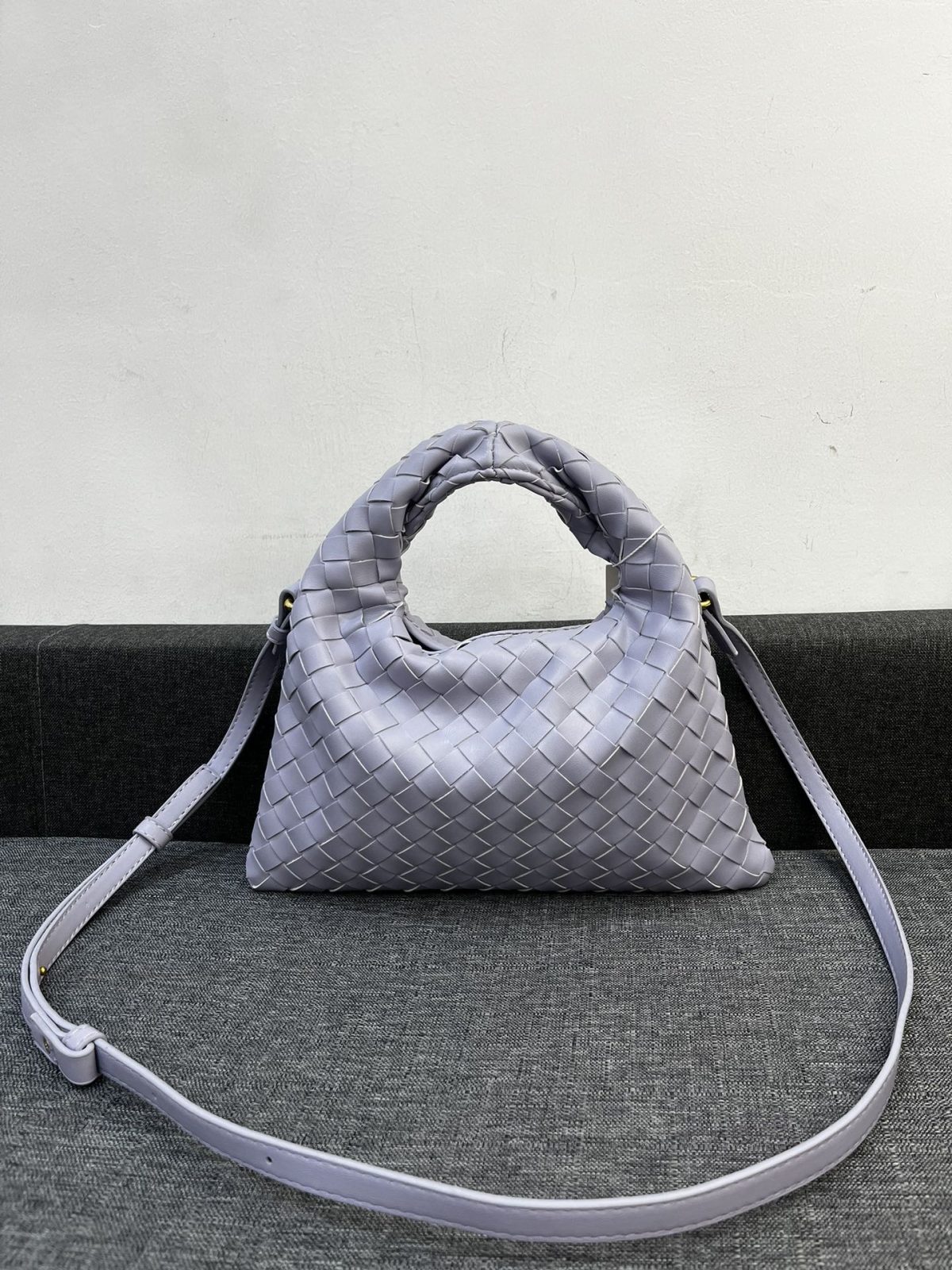 Bottega Veneta HO Shoulder Bags 28*17cm - Image 2