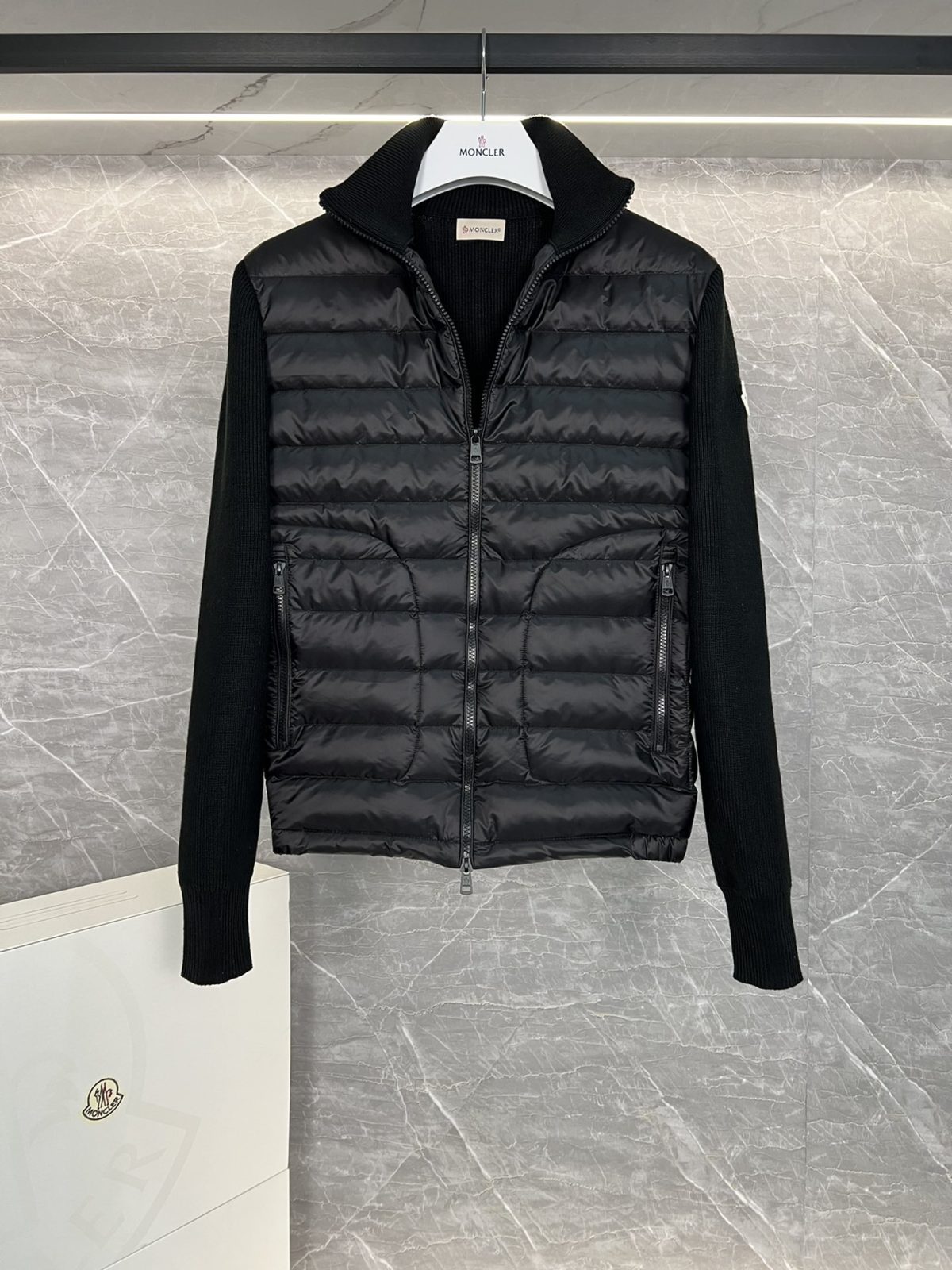 Moncler Down Jacket Size M-XXXL - Image 4