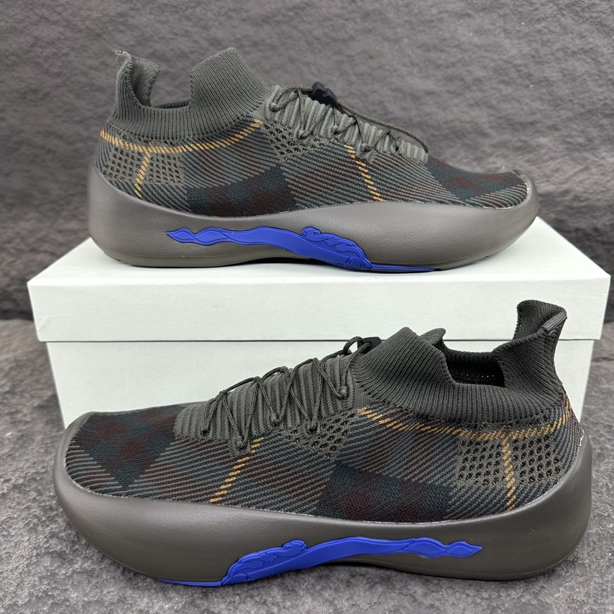 Burberry Neptune Men Sneaker Size 39-46 - Image 1