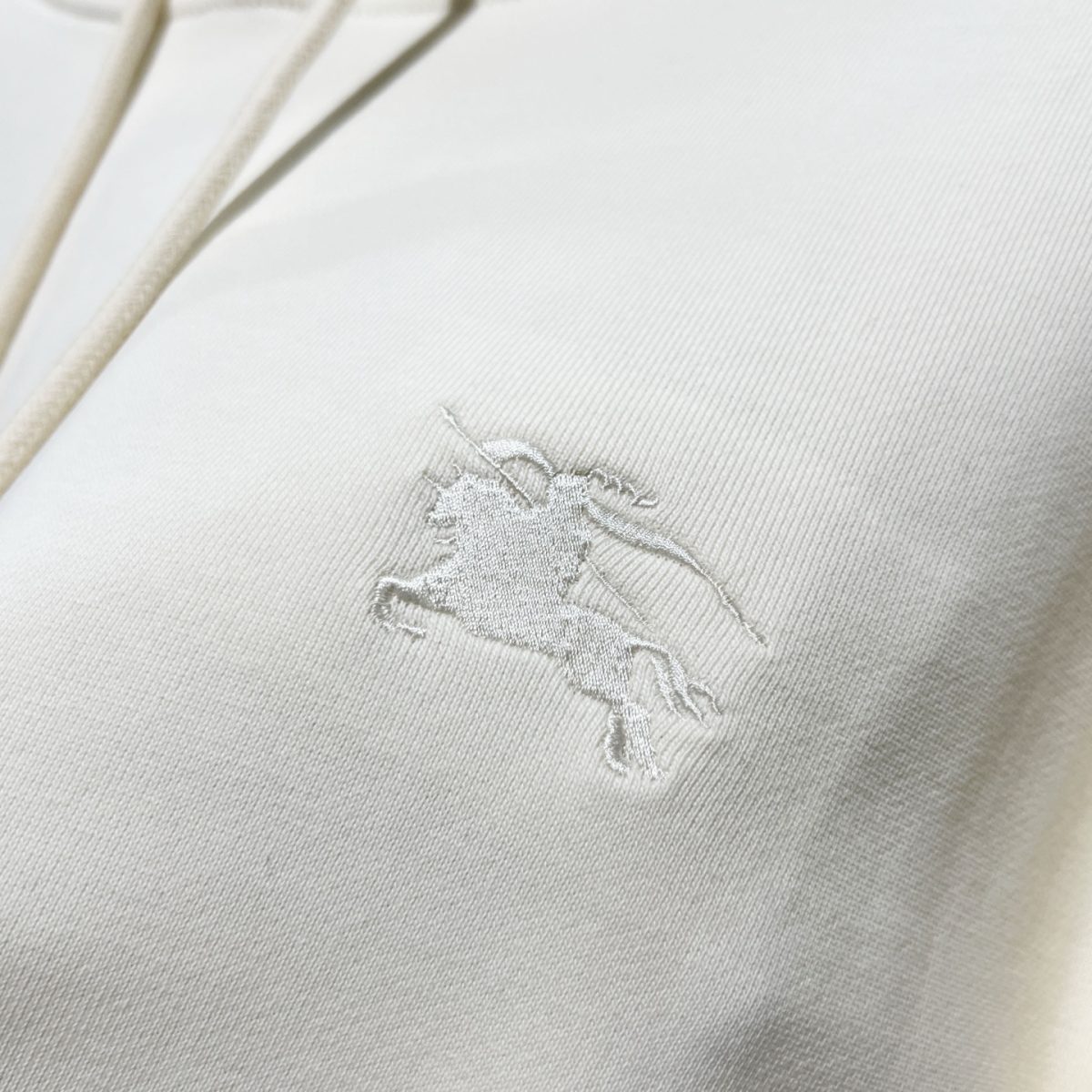 Burberry Unisex Sweatshirt Size S-XL - Image 9