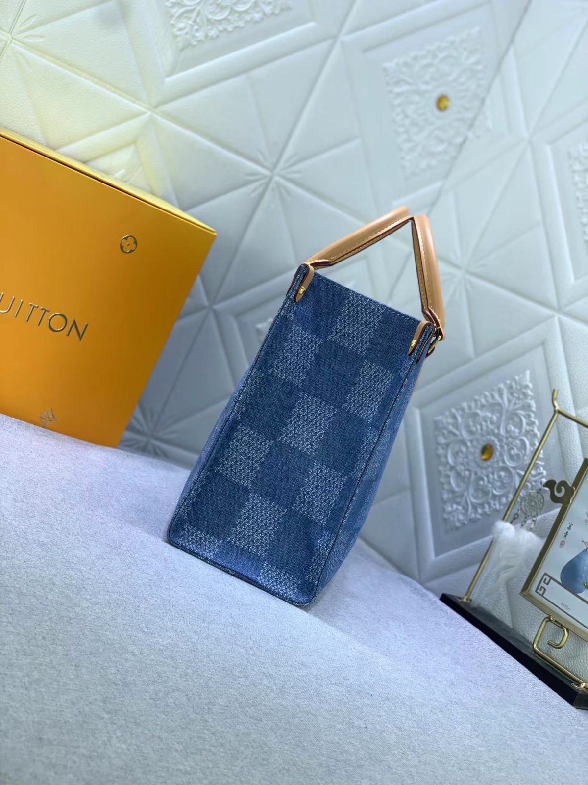 Louis Vuitton Monogram Onthego Denim Cowboy Women Shopping Bags 35*27*14cm - Image 4