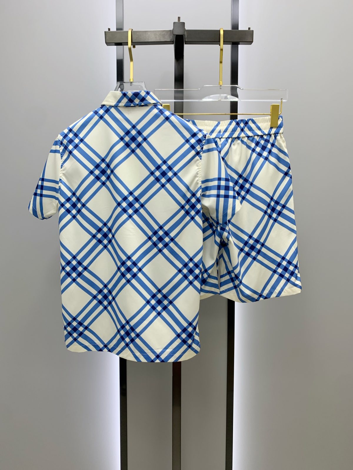 Burberry Sommeranzug Size M-XXL - Image 11