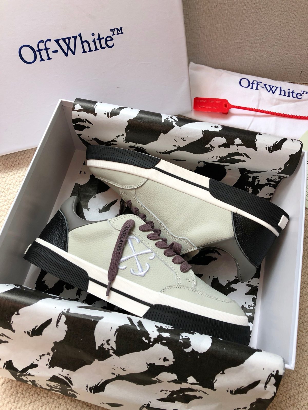 OFF White 2024ss New Low Vulcanized Sneaker Size 36-45 - Image 8