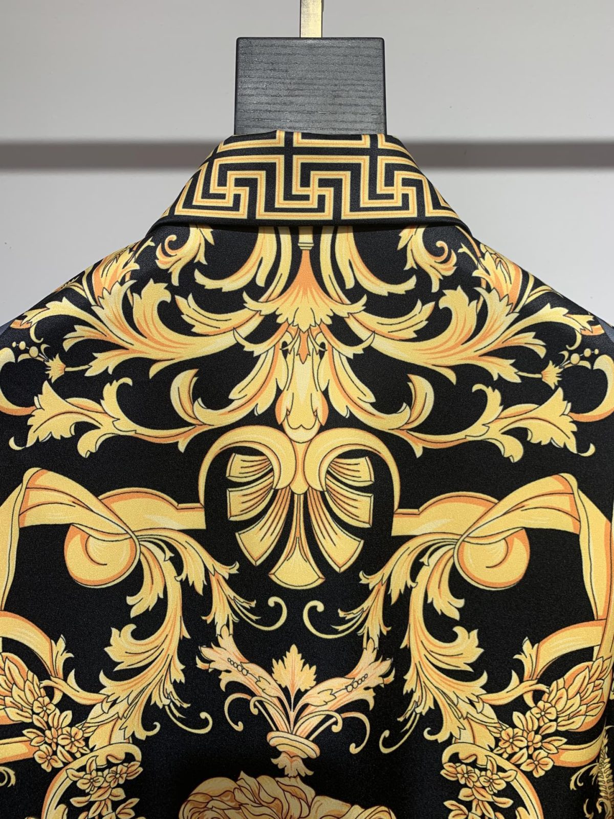Versace 2025 new Shirt Size S-2XL - Image 6